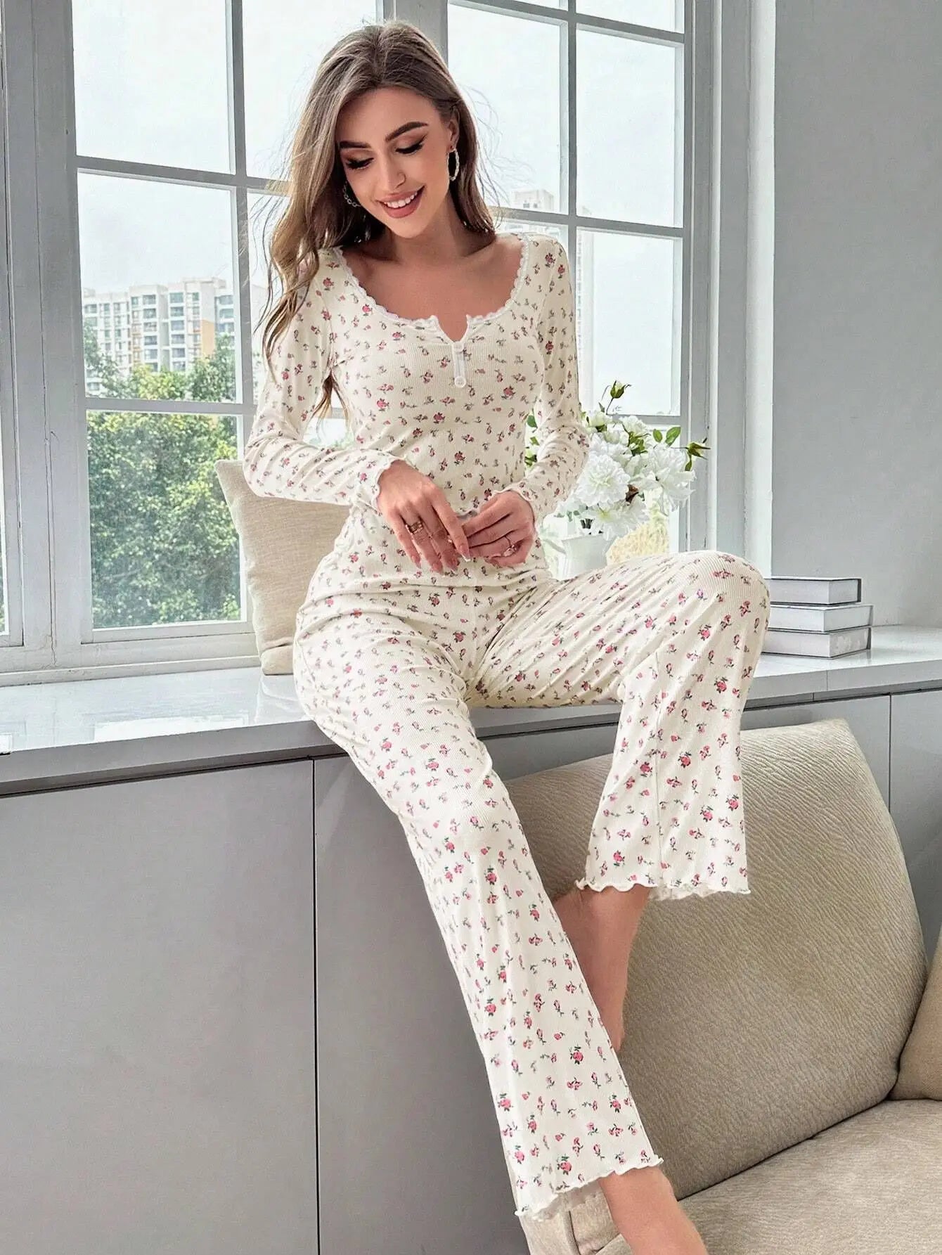 Floral Print Lettuce Trim Top with Long Pants