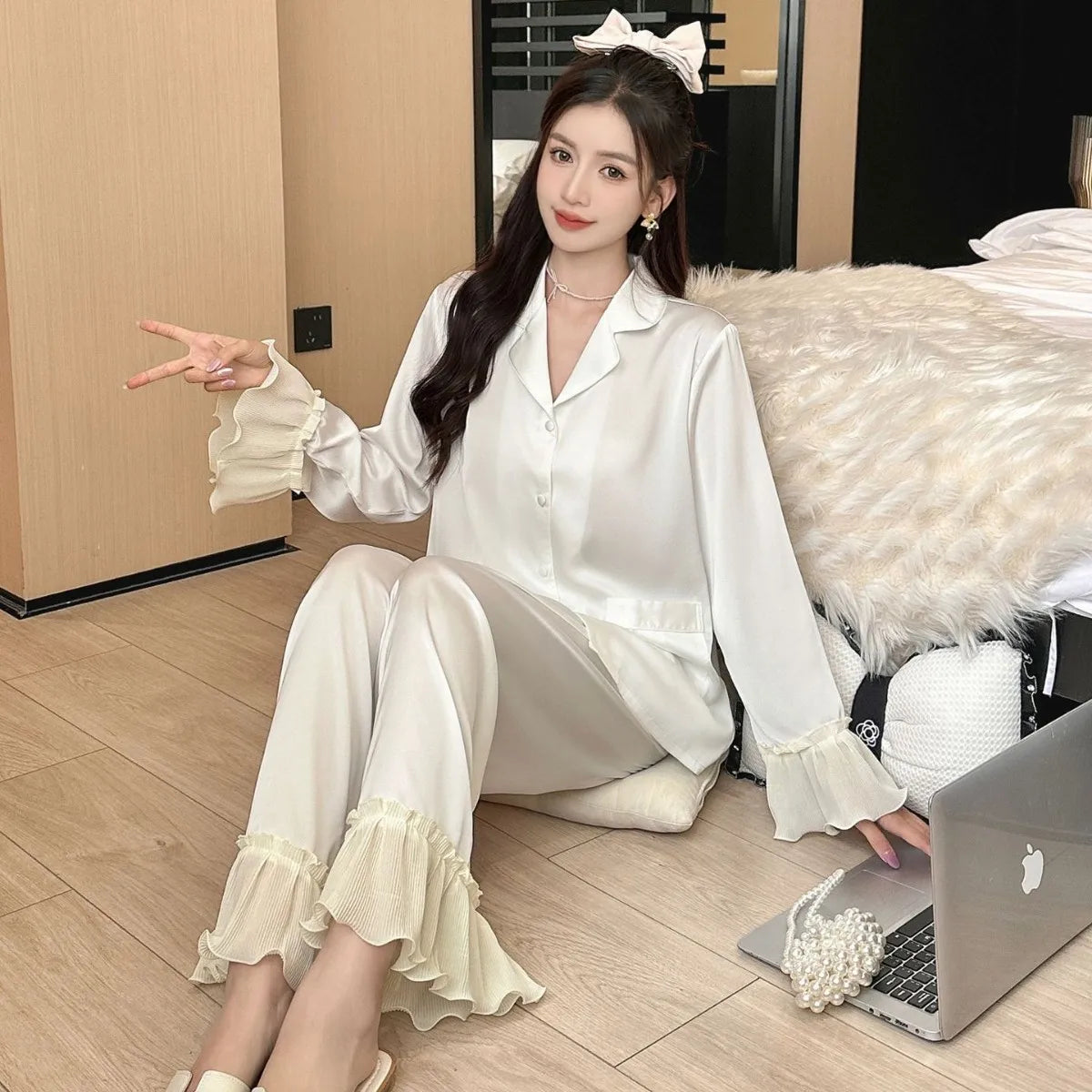 Women's Long-Sleeved Two-piece Silk Pajamas Set Solid Color Cool Nightgown