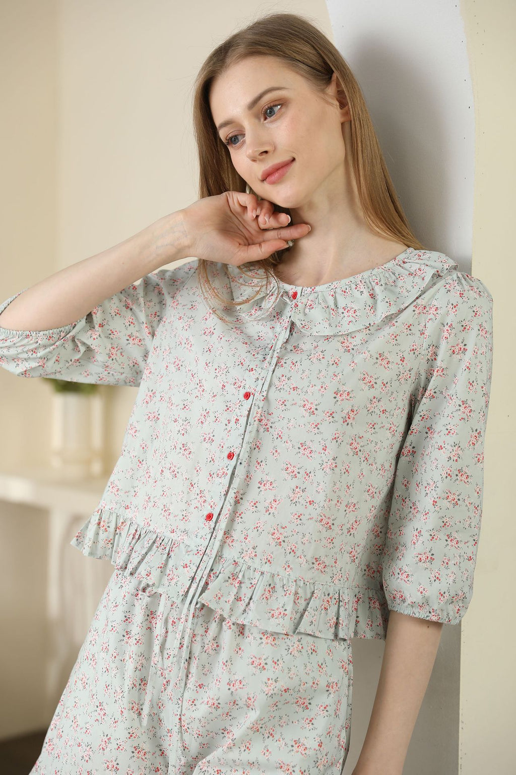 Cute Small Floral Cardigan Lace Collar Cotton Pajamas