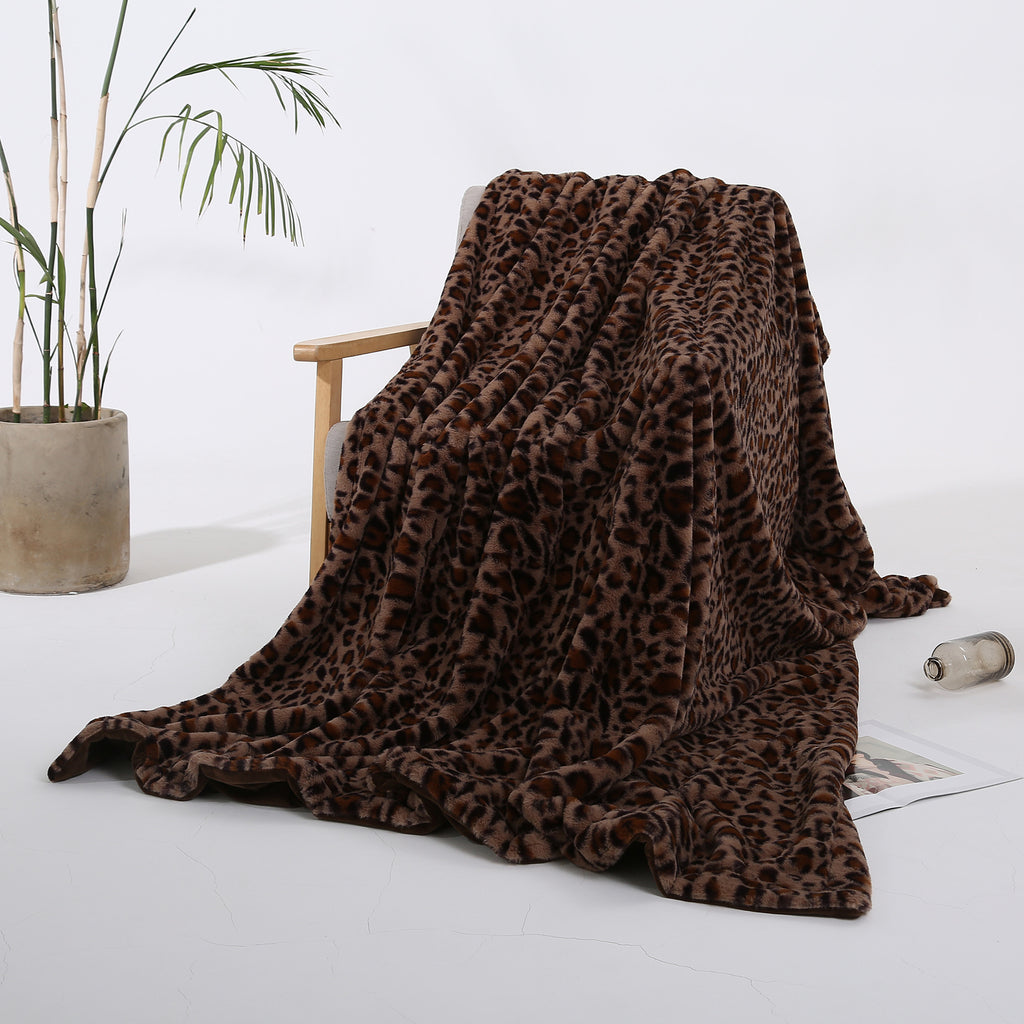 Leopard Pattern Short Plush Blankets