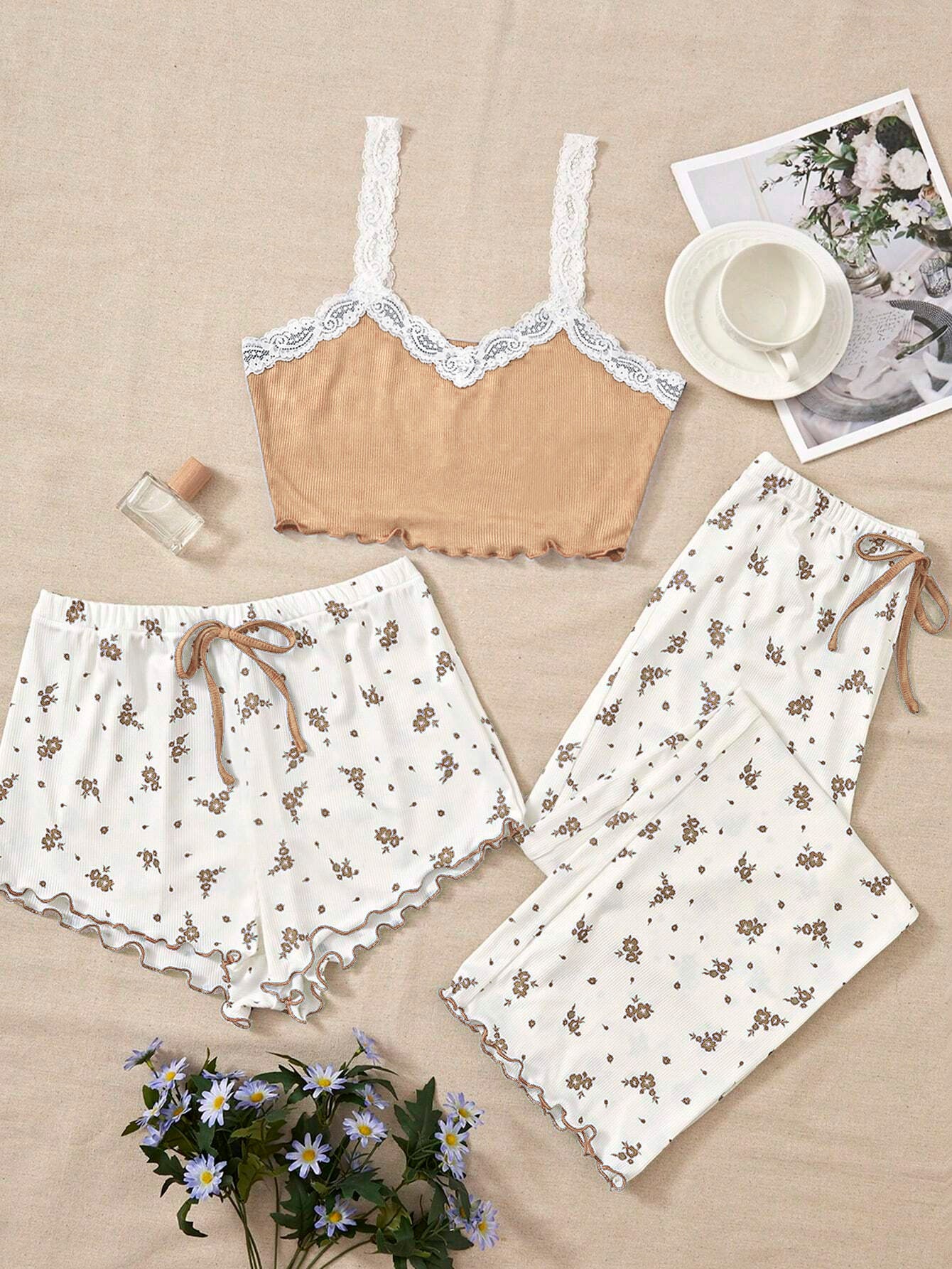 Sexy Floral Lace Sling Three-piece Set Pajamas
